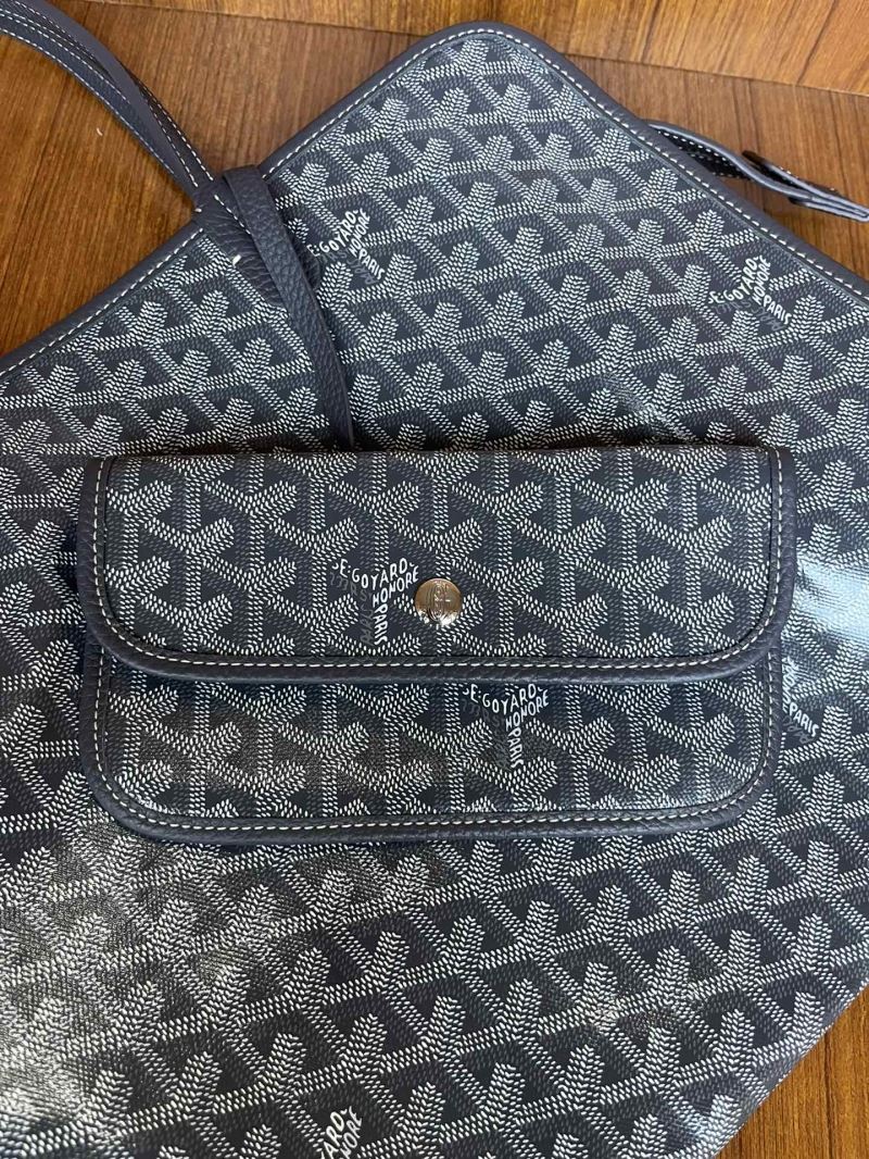 Goyard Shopping Bags